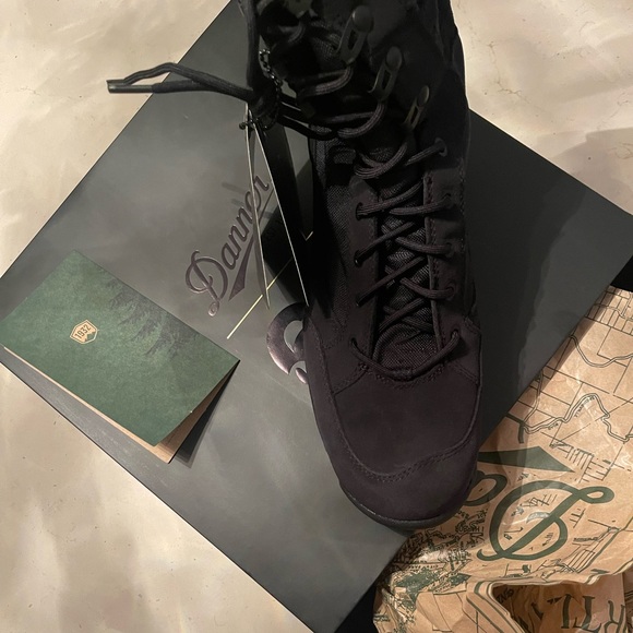 Danner X 007 Tanicus boots. James Bond 60th anniversary edition. Size 12 - Picture 3 of 6